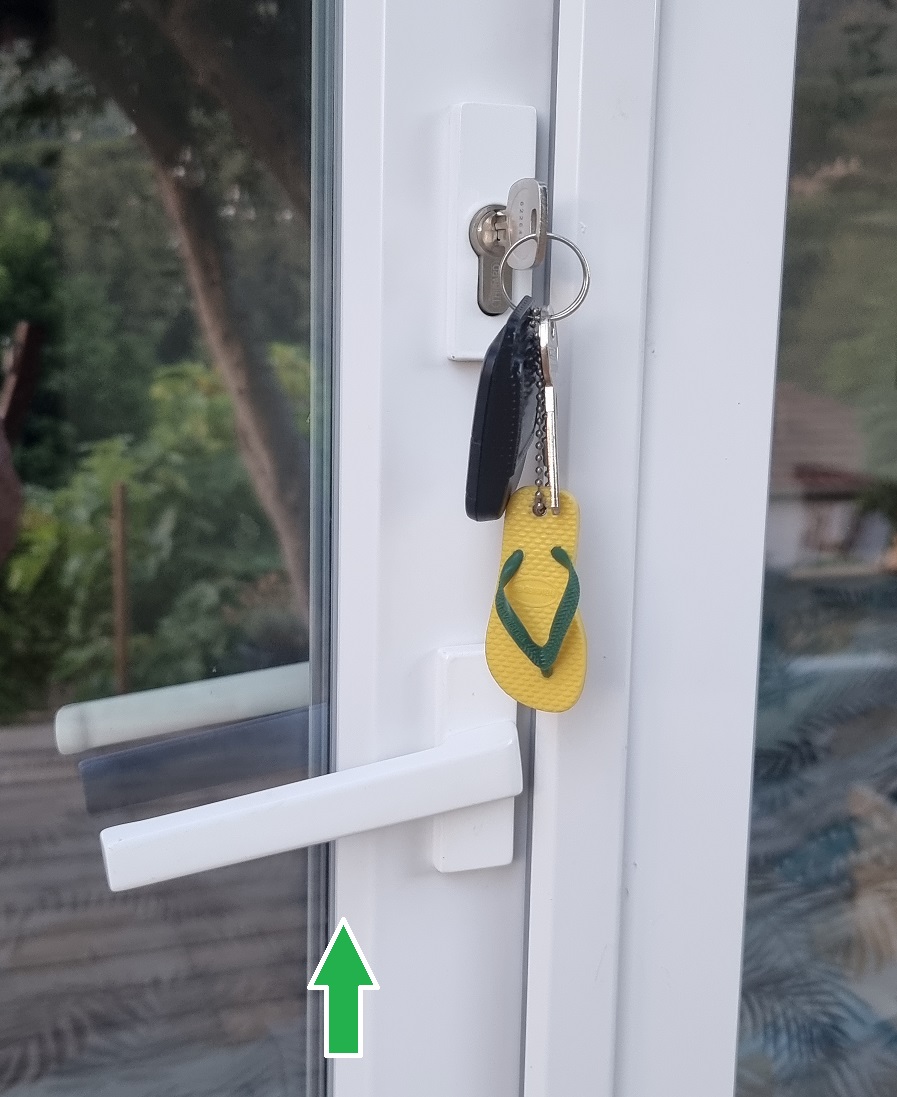 Ouverture de la porte vitrée